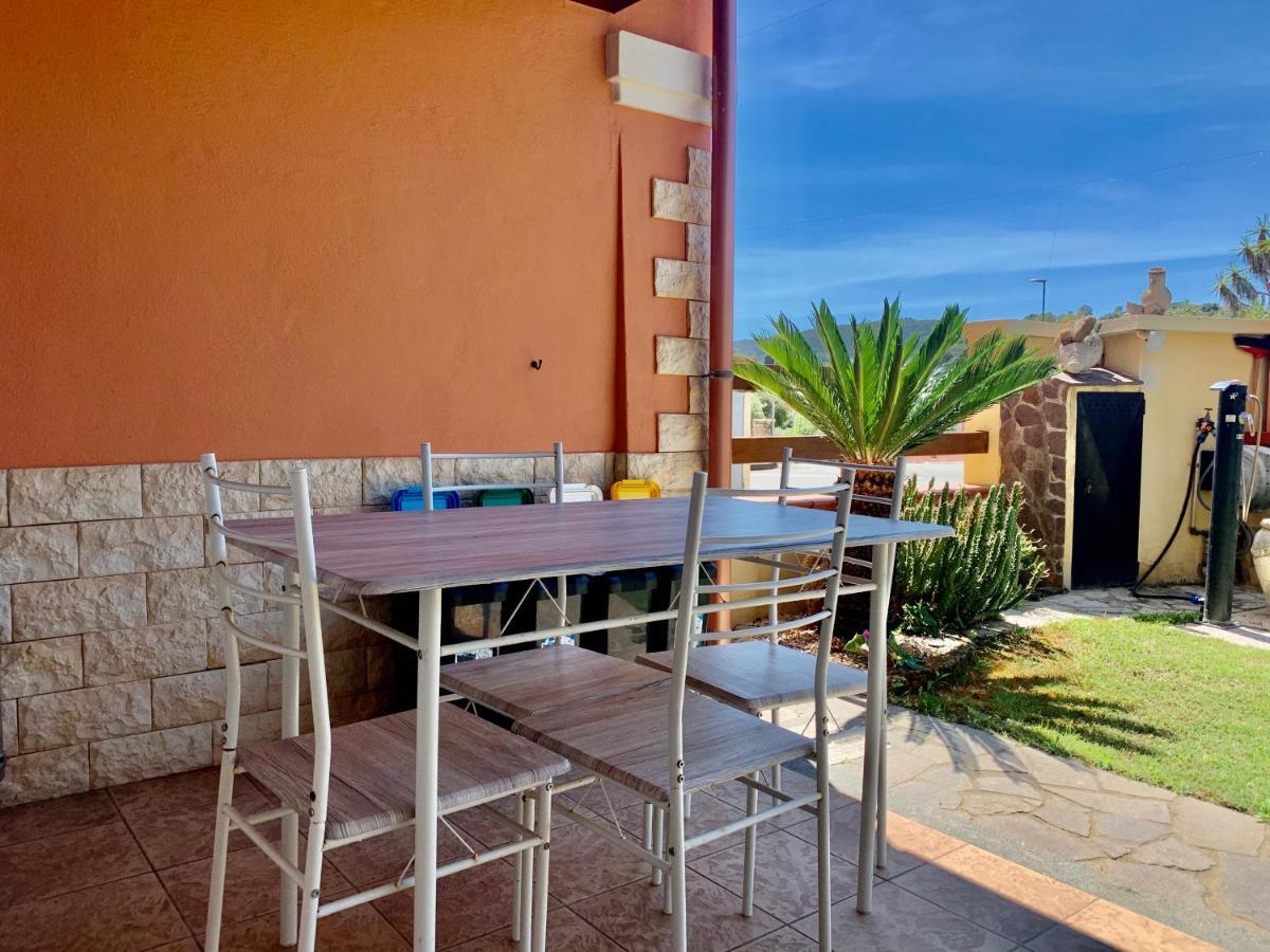 Casa Vacanza V&G Домус-де-Мария Экстерьер фото